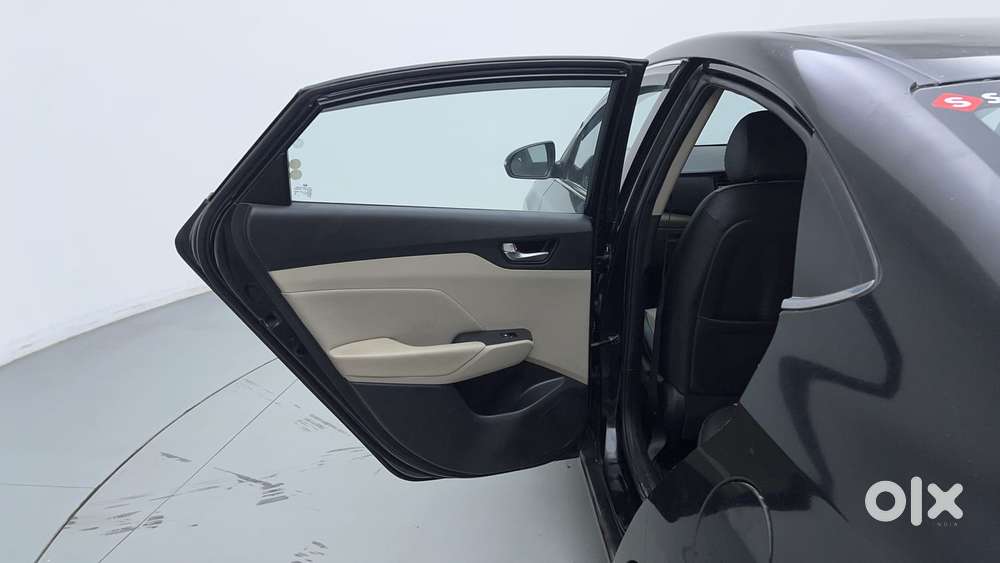 Hyundai Verna 1.5 Sx (o) Vtvt Ivt, 2021, Petrol