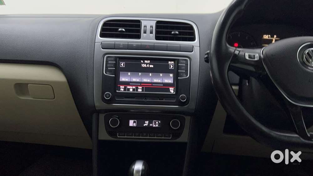 Volkswagen Vento Tsi, 2021, Petrol