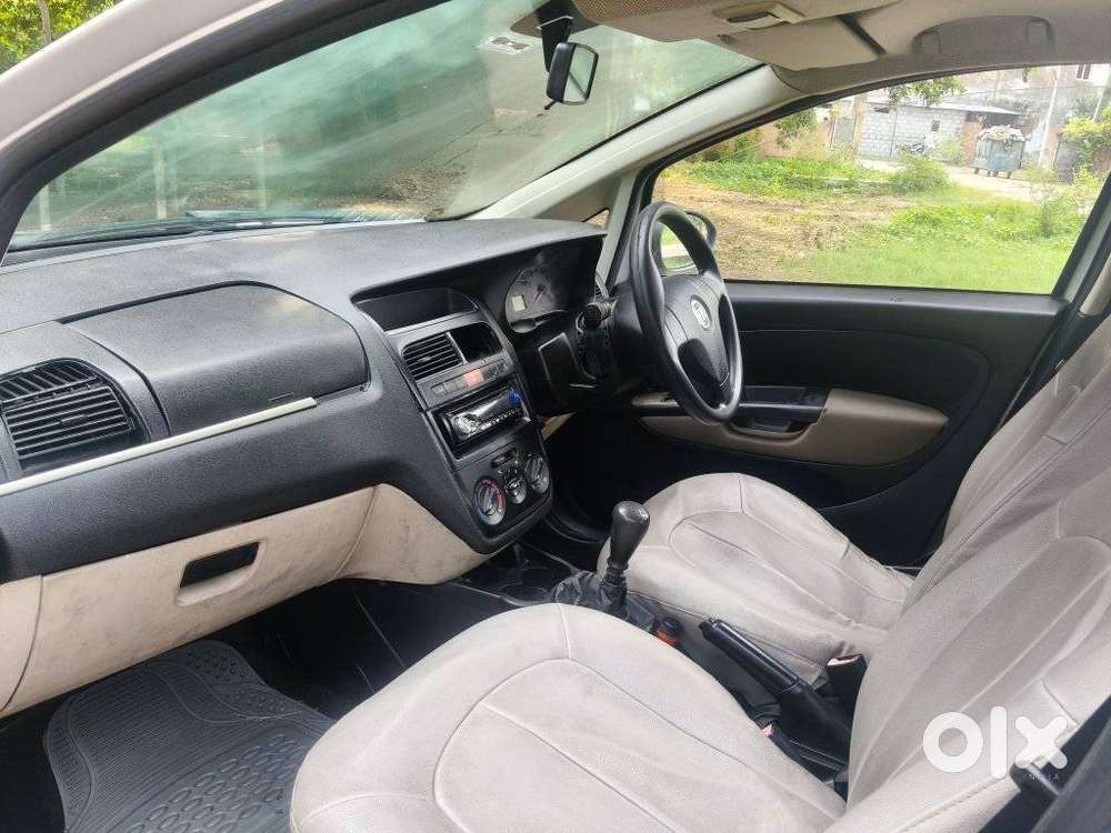 Fiat Linea 1.3 Multijet Active, 2011, Petrol