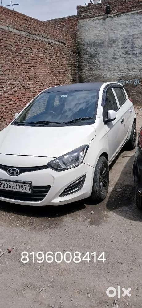 I20 Magna Well Maintained With 20+mileage Sporty Look Familly Car