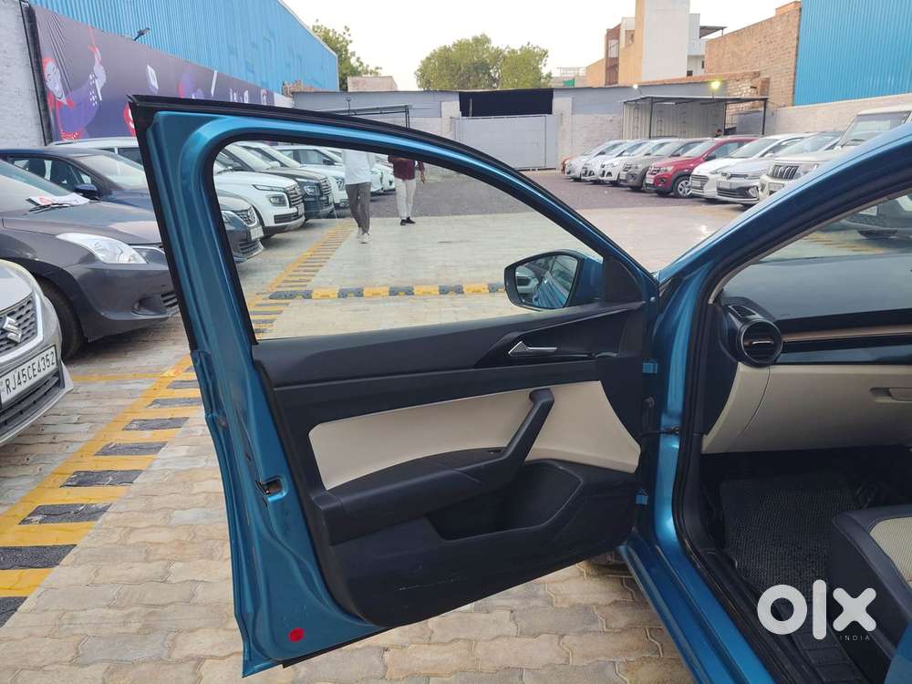 Skoda Slavia Style 1.0l Tsi At, 2022, Petrol