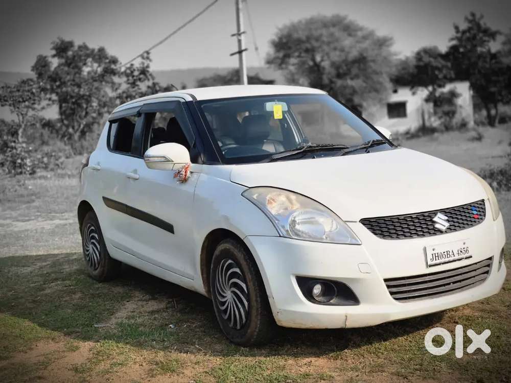 Maruti Suzuki Swift 2015 Diesel 80000 Km Driven