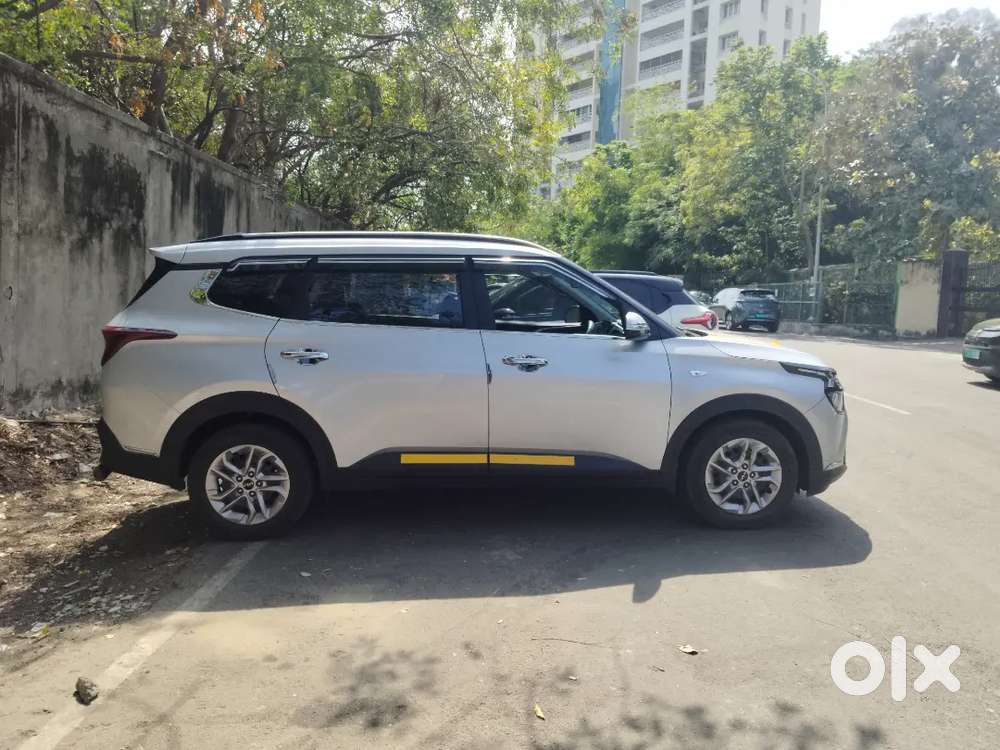 Kia Carens Premium Diesel 2024