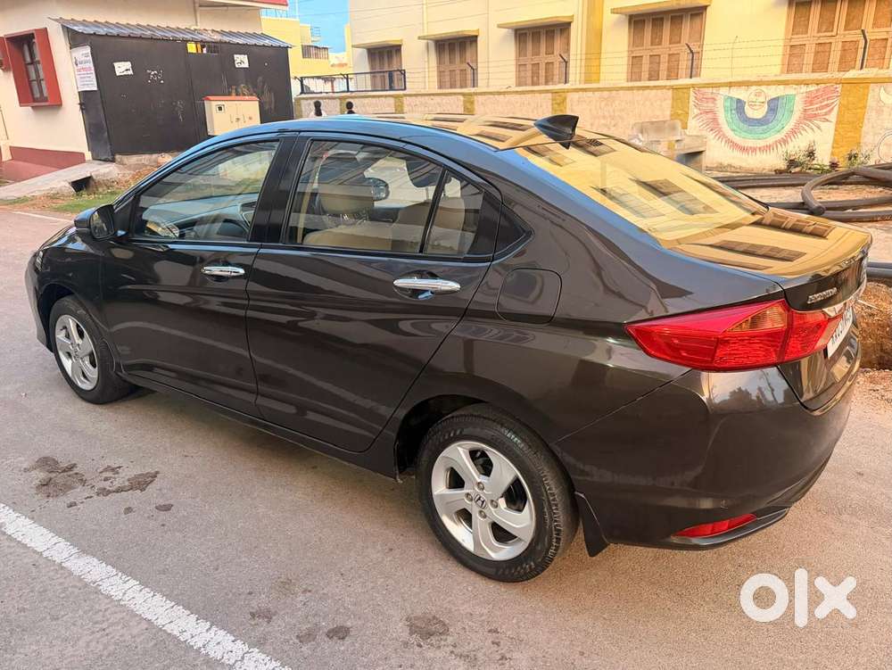 Honda City V Mt, 2015, Petrol