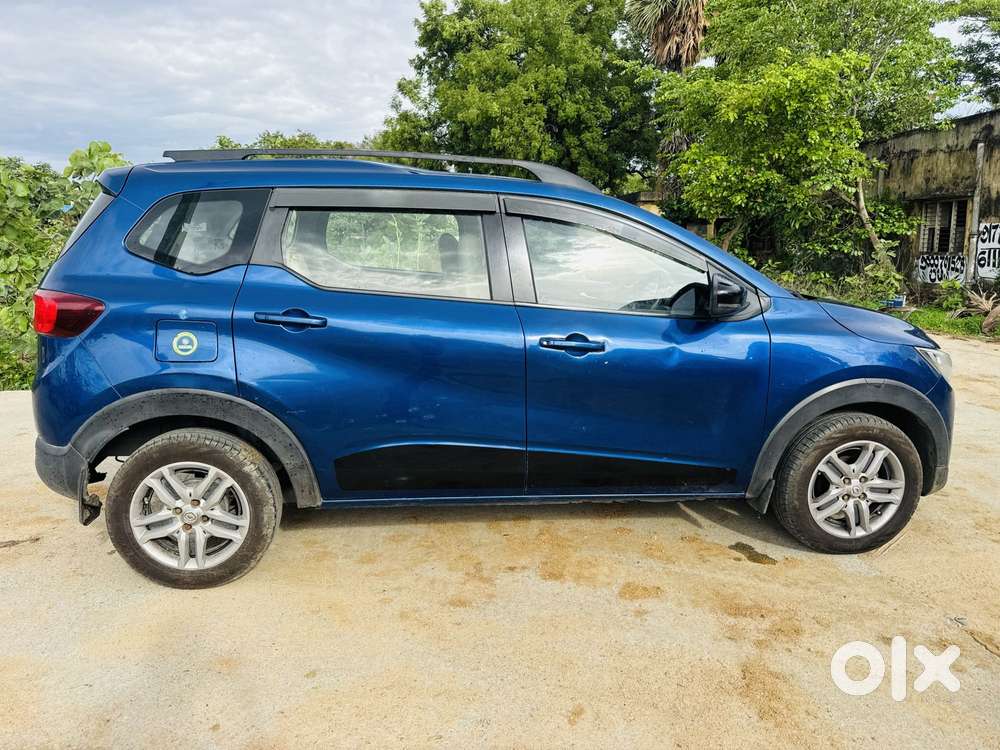 Renault Triber Rxz, 2022, Petrol