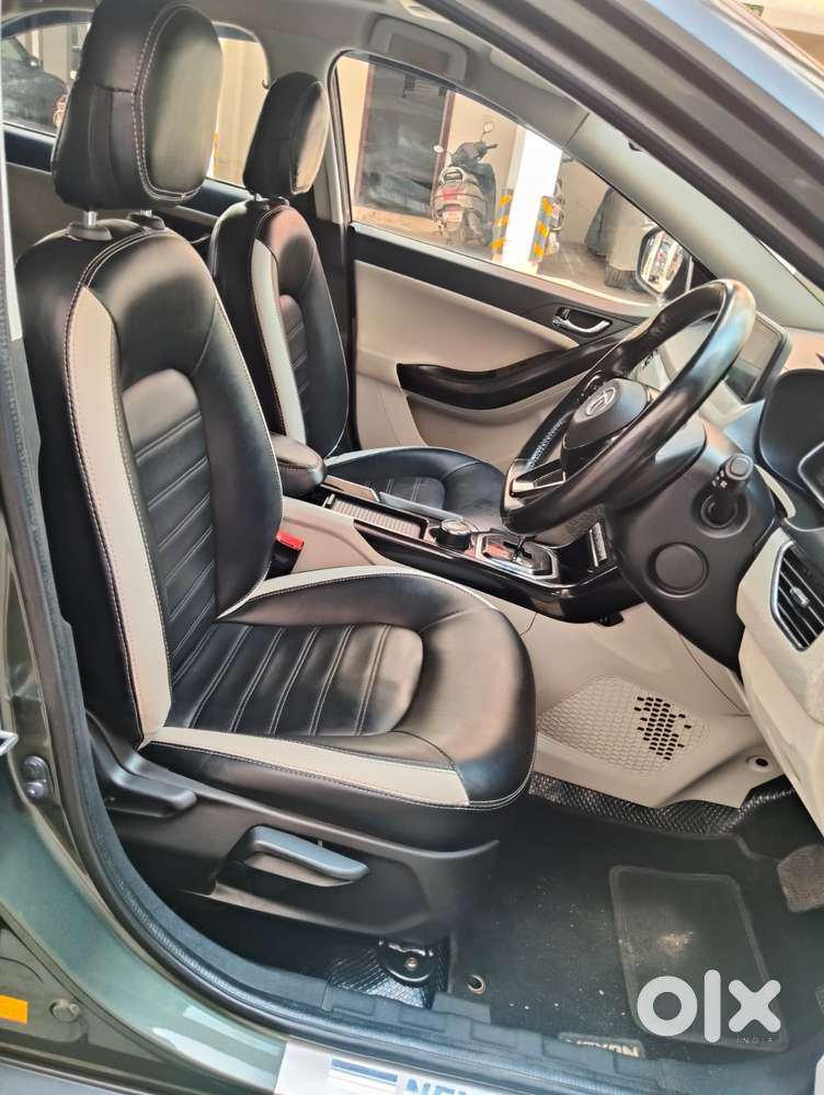 Tata Nexon Amt Xza Plus, 2023, Petrol
