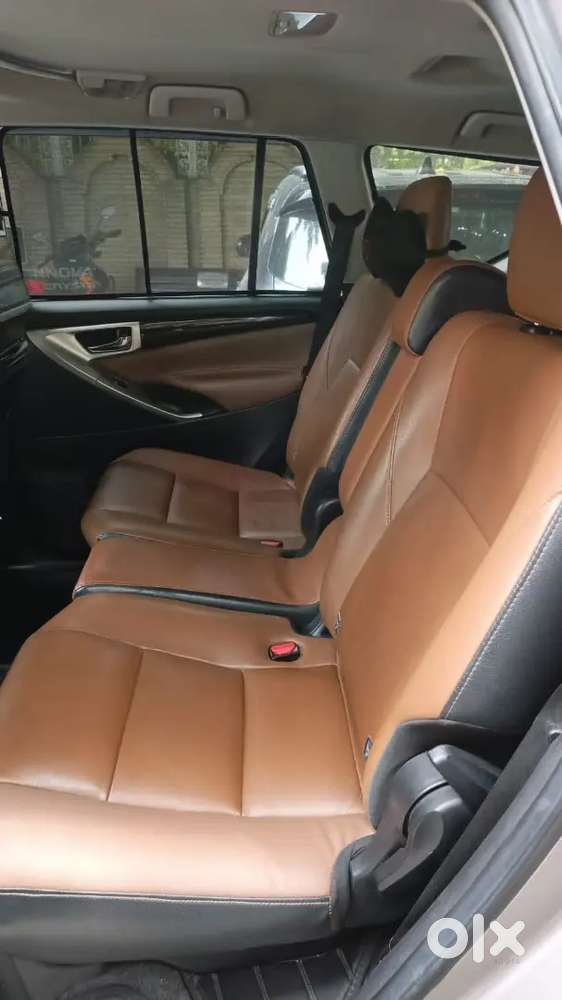 Toyota Innova Crysta 2021 Petrol 1st