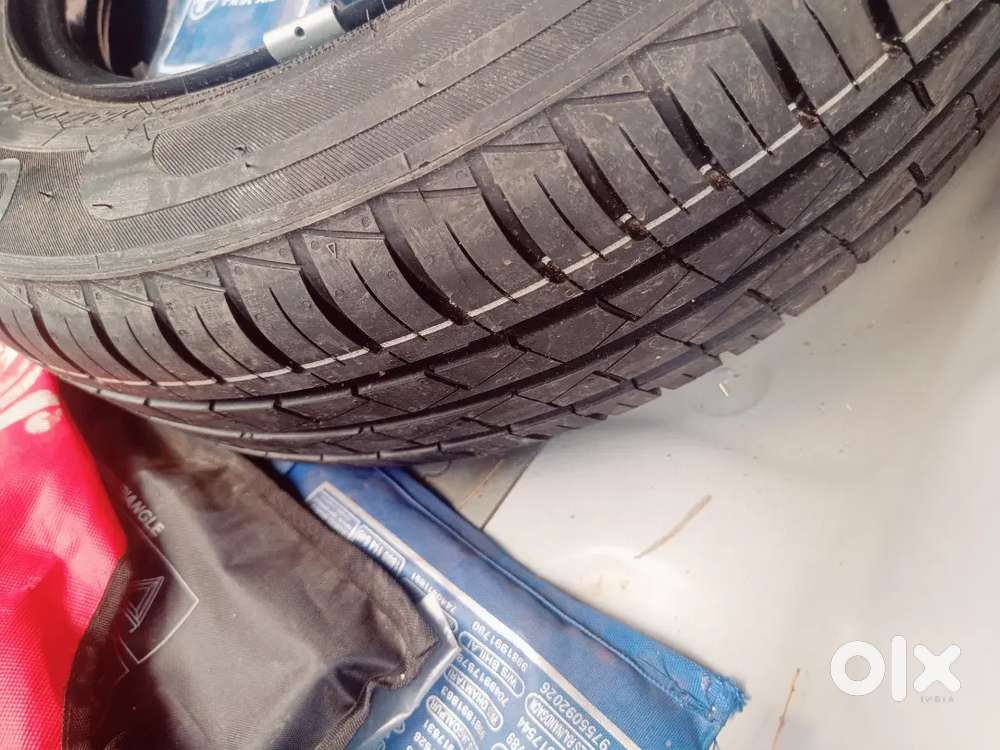 Hyundai Aura 2023 Petrol 29000 Km Driven