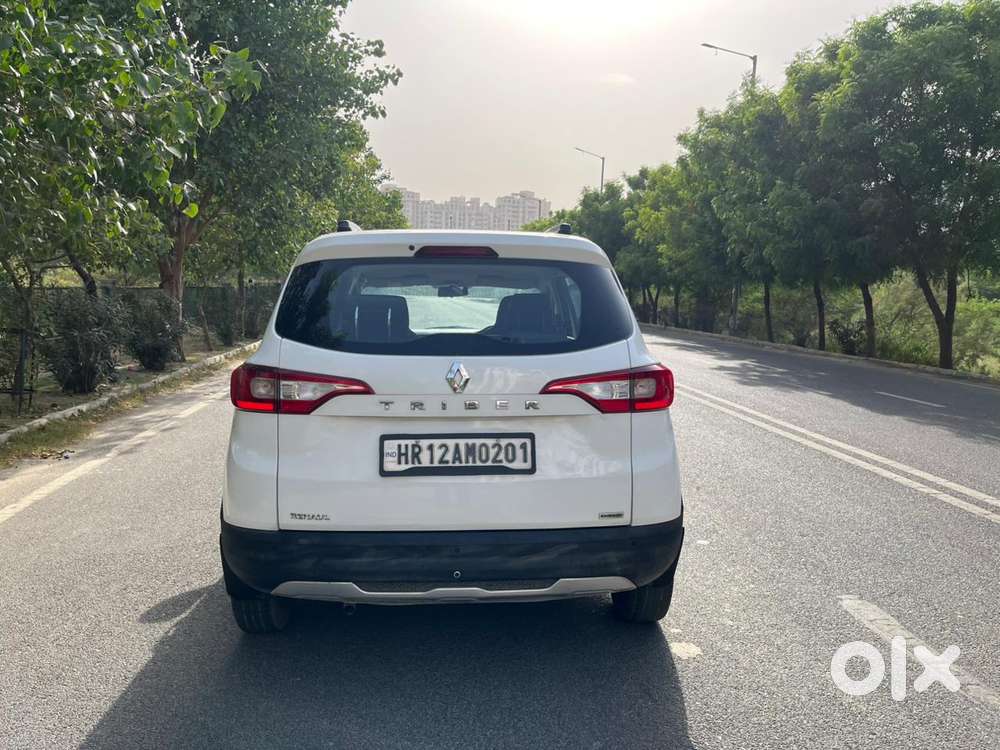 Renault Triber Rxt, 2020, Petrol