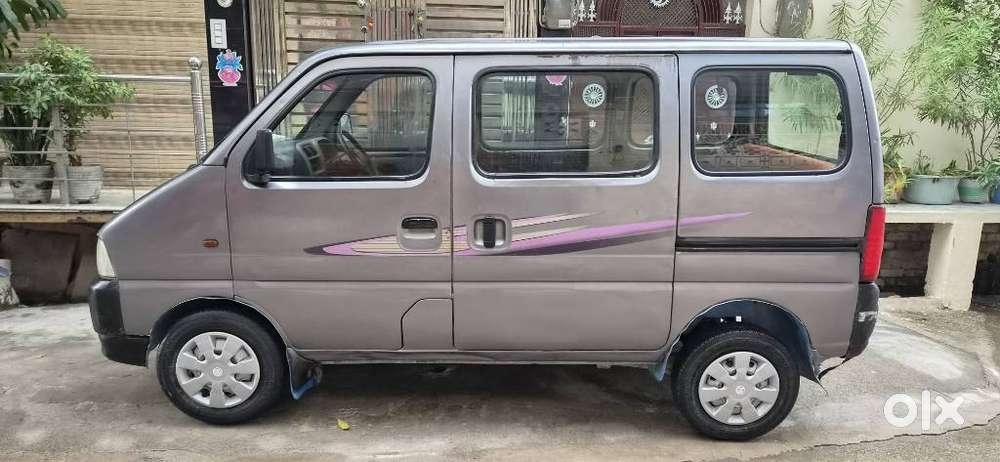 Maruti Suzuki Eeco 7 Seater Ac, 2015, Petrol