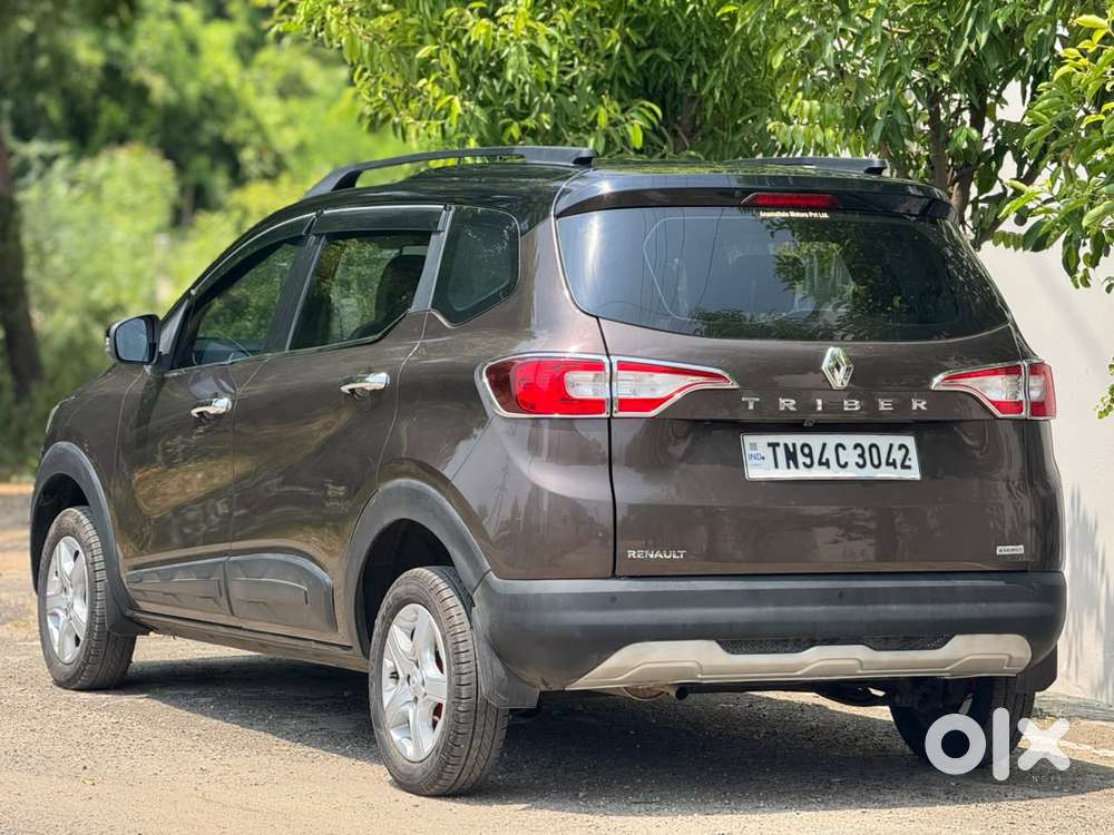 Renault Triber Rxt, 2022, Petrol