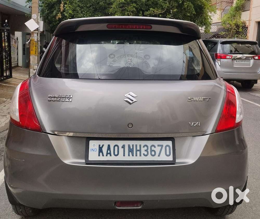 Maruti Suzuki Swift Vxi 1.2 Abs Bs-iv, 2018, Petrol