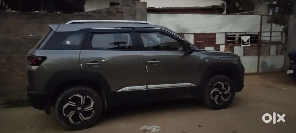 Maruti Suzuki Brezza 2023 Petrol 67000 Km Driven