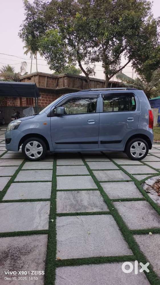 Maruti Suzuki Wagon R Amt Vxi, 2017, Petrol