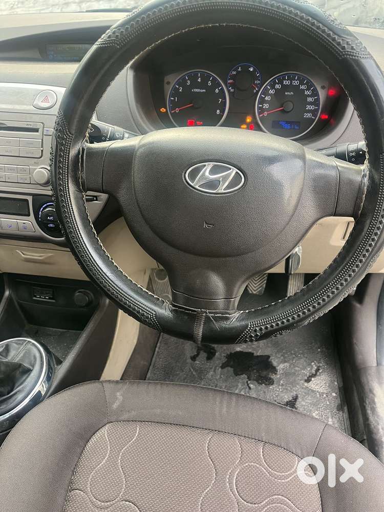 Hyundai I20 Petrol Cvt Magna Executive, 2011, Petrol