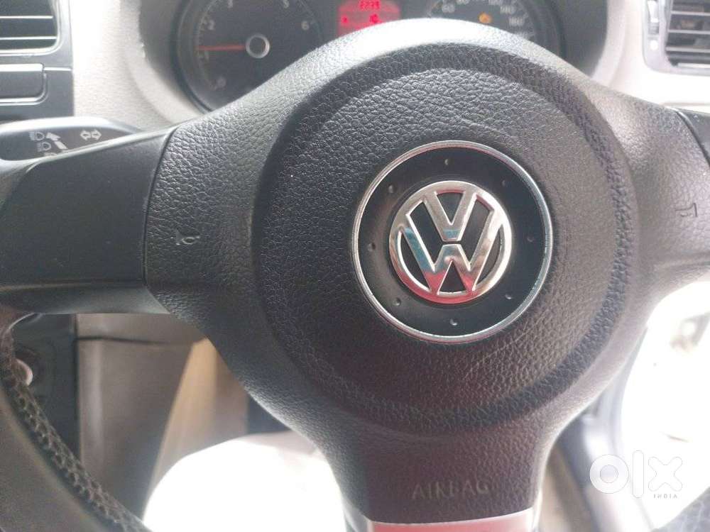 Volkswagen Vento Petrol Highline, 2011, Petrol