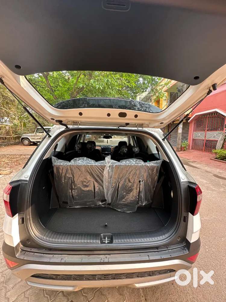 Less Drievn 2023 Diesel Alcazar Maintained Like New