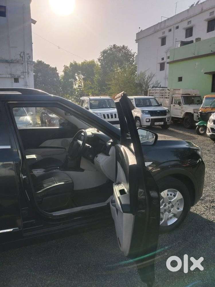 Mahindra Xuv300 W4, 2023, Cng & Hybrids
