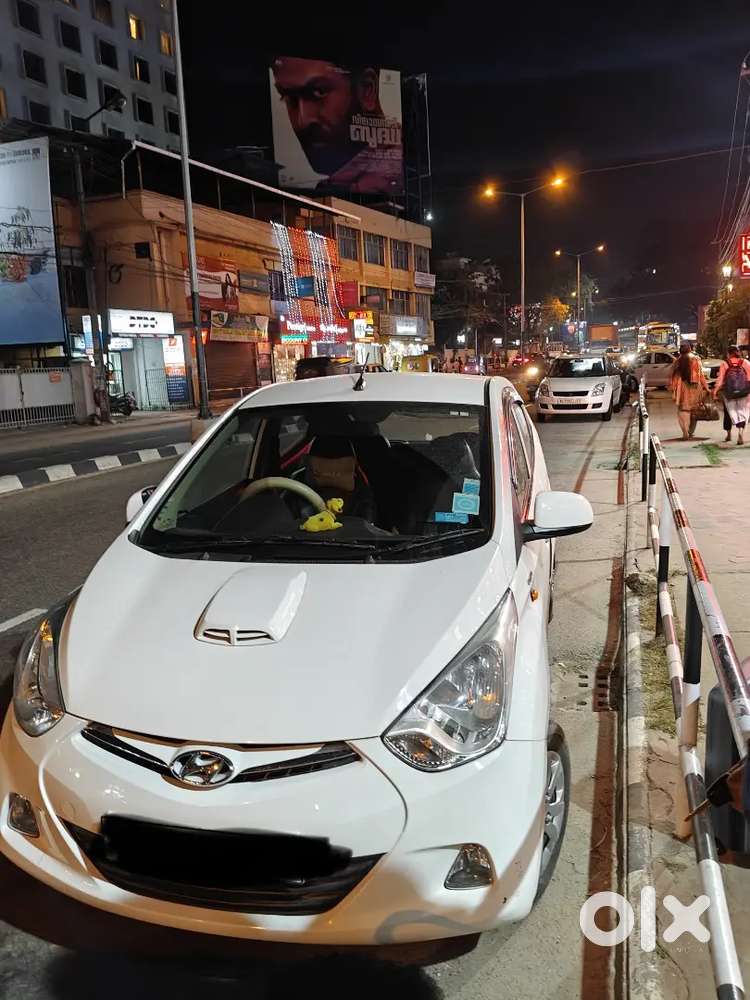 Eon 2015 1000cc Petrol