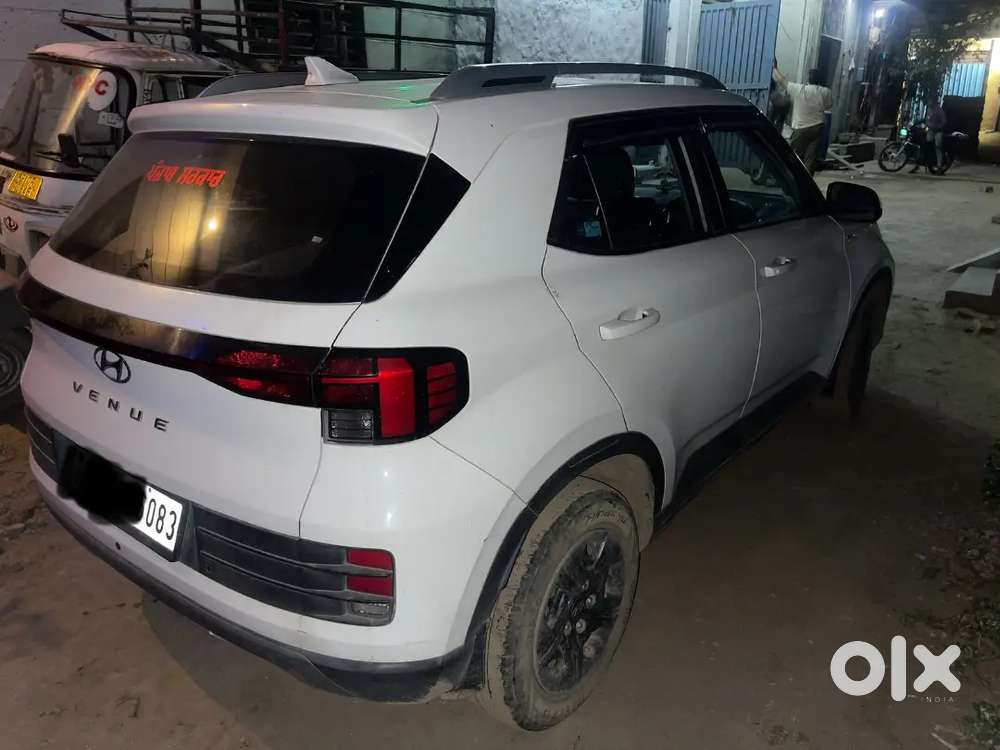 Venue Brand New Condition