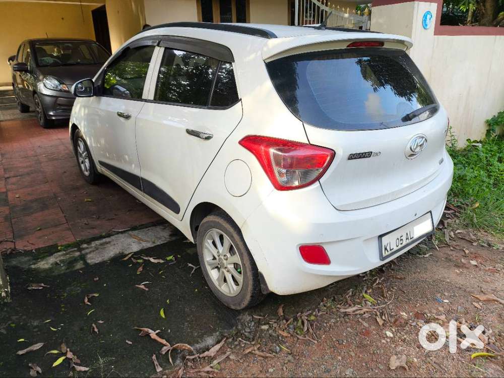 Hyundai Grand I10 Asta 2015 Petrol Automatic Good Condition