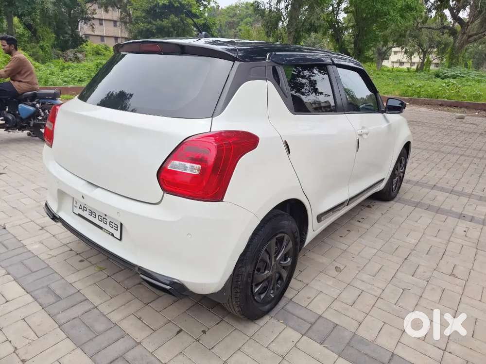 Maruti Suzuki Swift Vxi 2020