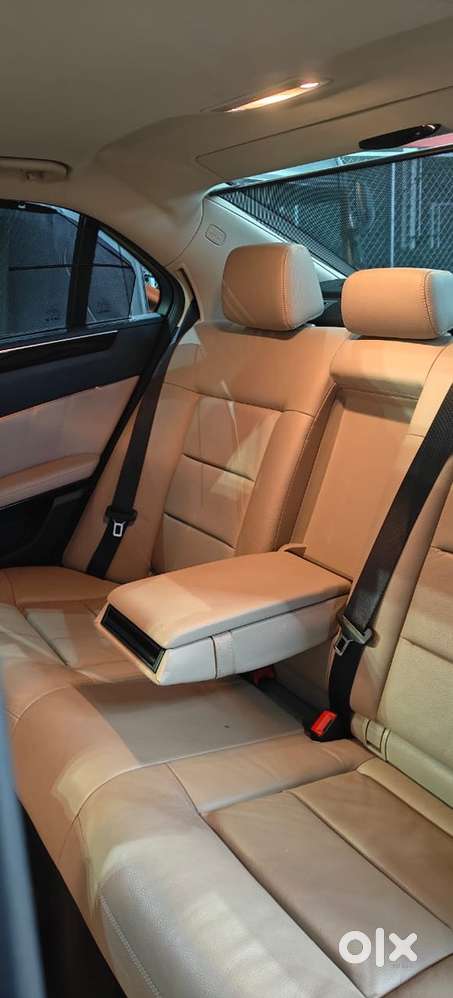 Mercedes-benz E-class 2010 Petrol
