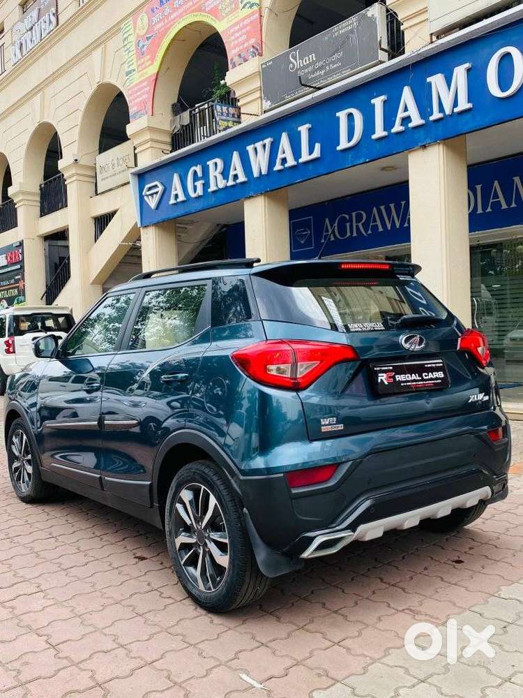 Mahindra Xuv300 1.2 W8 (o) Amt Petrol, 2021, Petrol