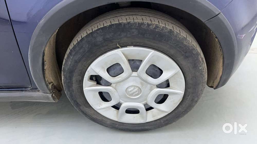 Maruti Suzuki Ignis 1.2 Delta Mt, 2023, Petrol