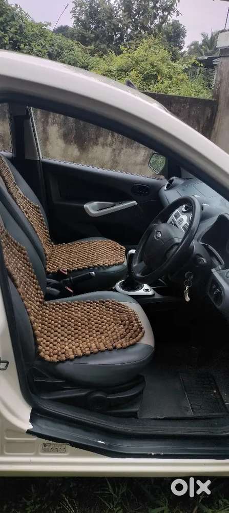 Ford Figo 1.2 Petrol 2013