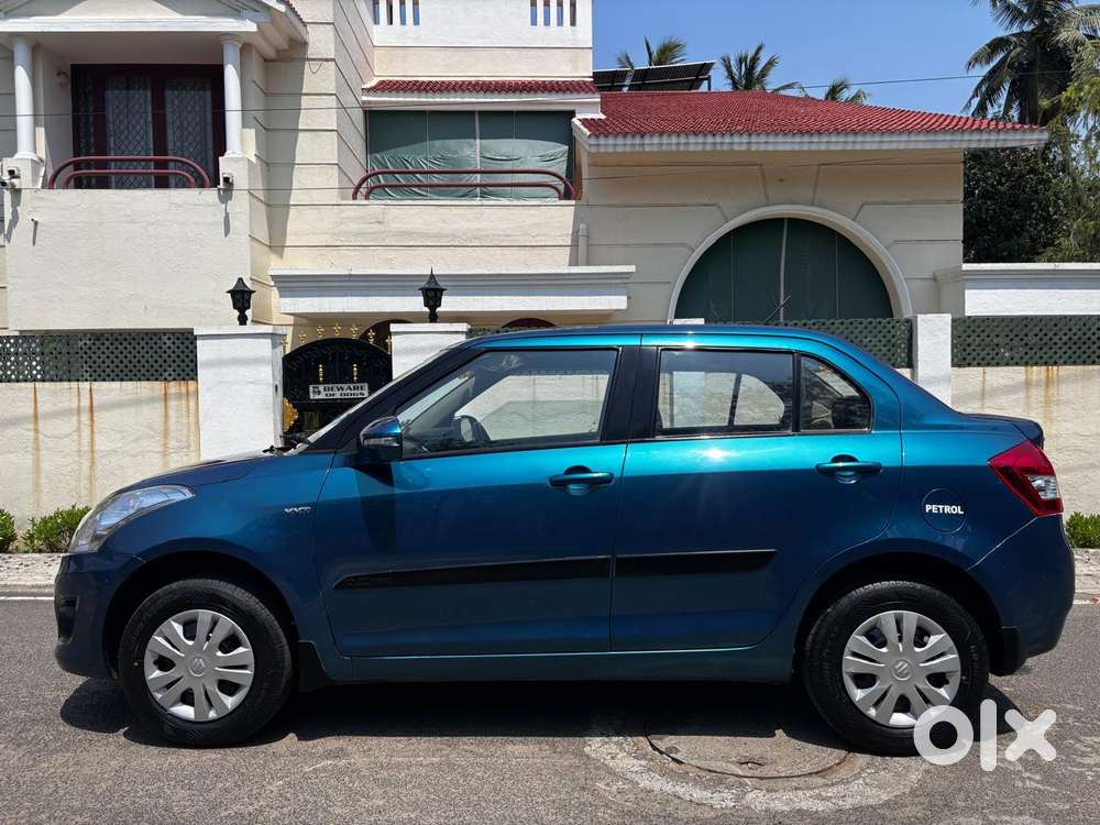 Maruti Suzuki Swift Dzire 1.2 Vxi Bsiv, 2013, Petrol