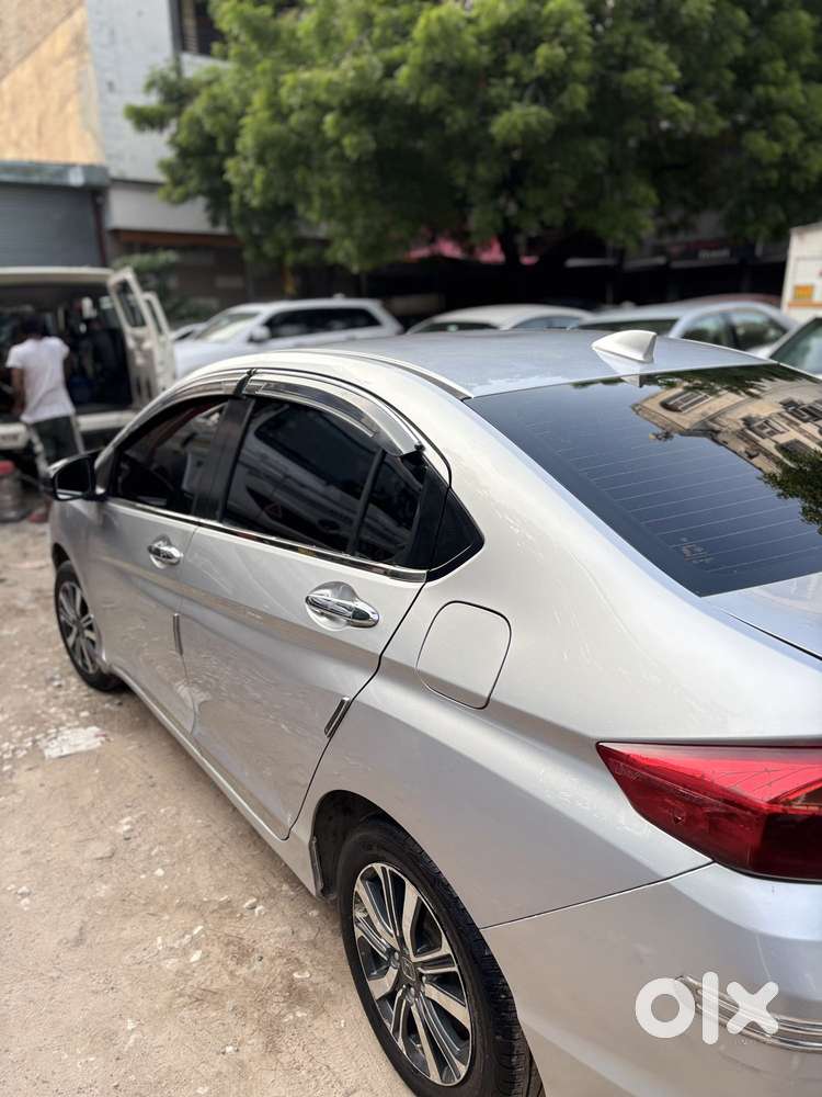 Honda City 1.5 V Mt, 2018, Petrol