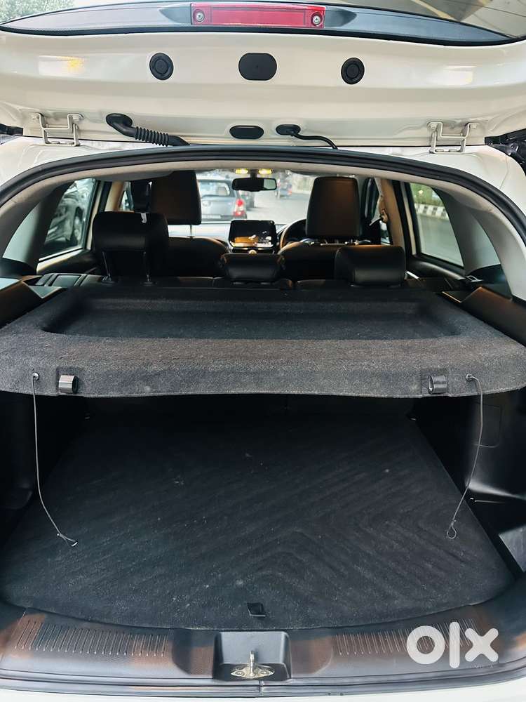 Maruti Suzuki Grand Vitara Smart Hybrid Alpha, 2022, Petrol