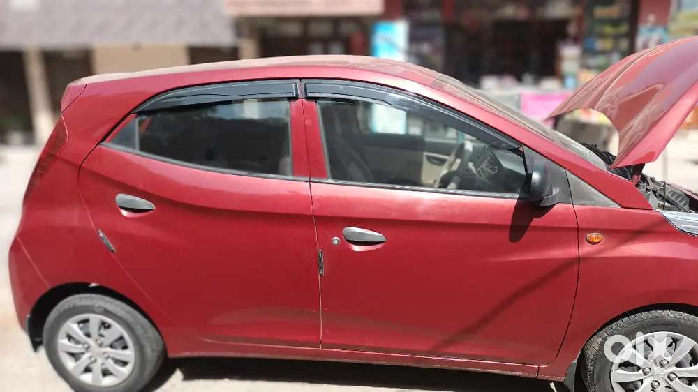 Hyundai Eon 2012 Petrol Well Maintained