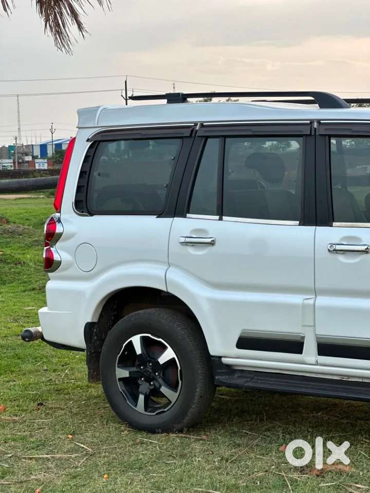 Mahindra Scorpio Classic, 2024, Diesel