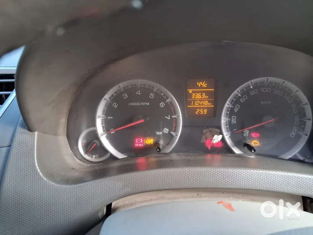 Maruti Suzuki Ertiga Zxi 2014   Petrol+cng  Anniversary Edition