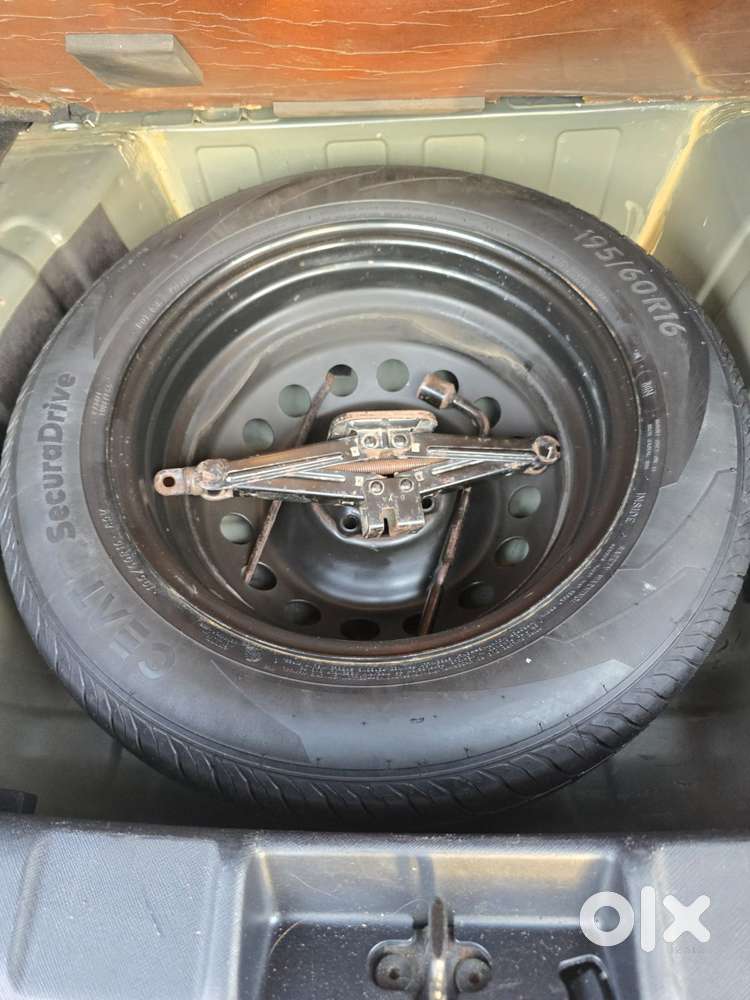 Tata Nexon 1.2 Revotron Xm (s), 2023, Petrol