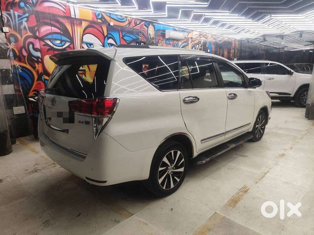 Toyota Innova Crysta [2020-ongoing] 2.4 Zx 7 Str, 2022, Diesel