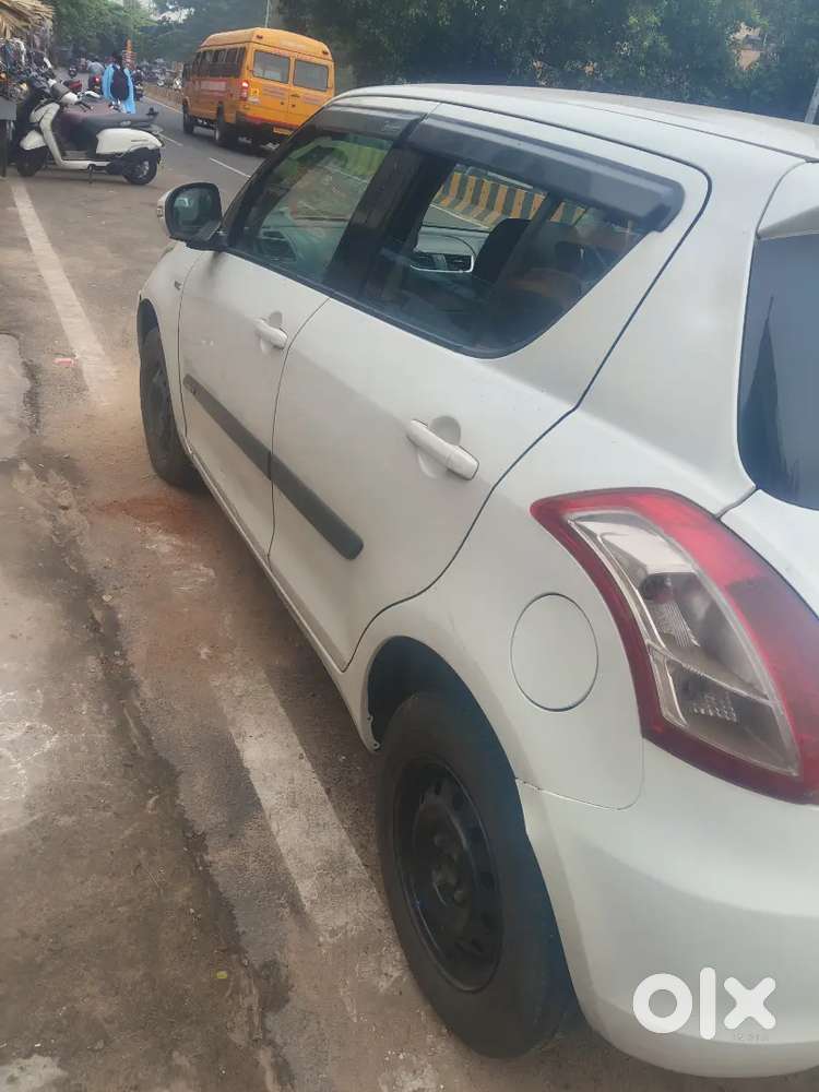 Maruti Suzuki Swift Vdi 2012