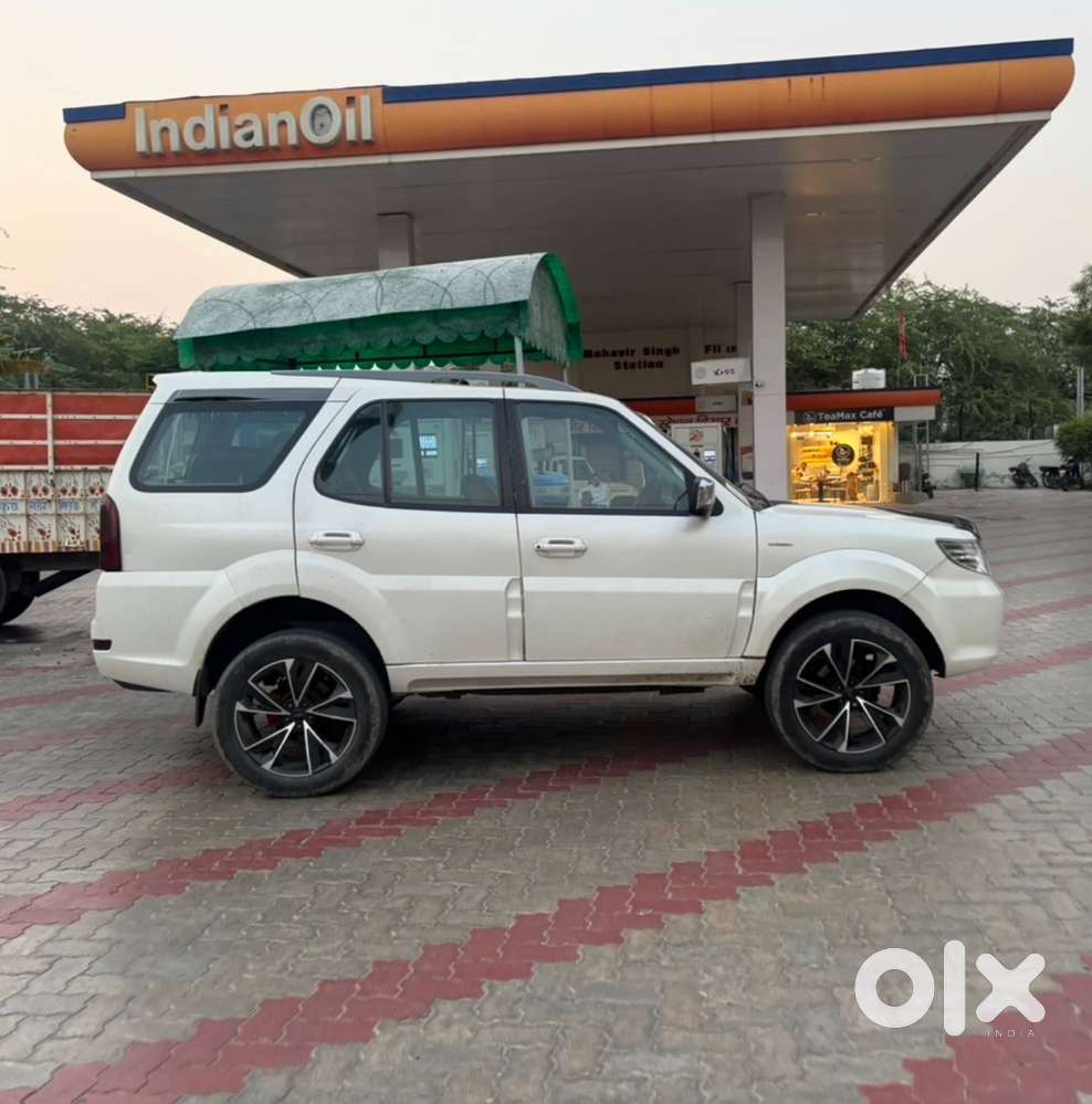 Tata Safari Storme 2015 Diesel Well Maintained