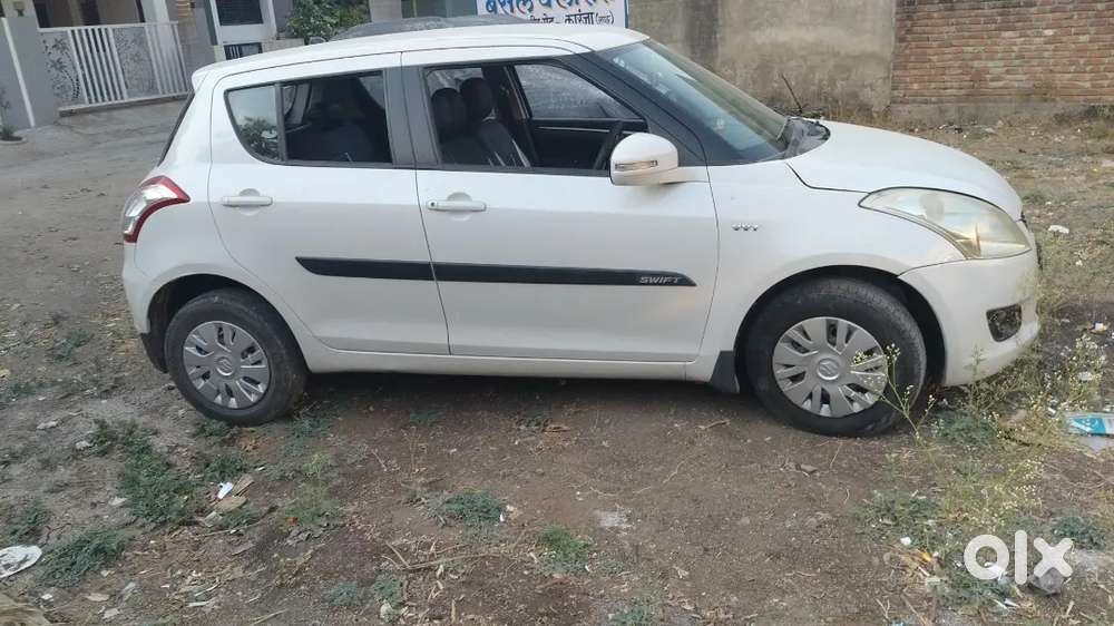 Maruti Suzuki Swift 2014 Petrol Well Maintained