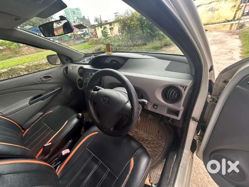 Toyota Etios Petrol 2012