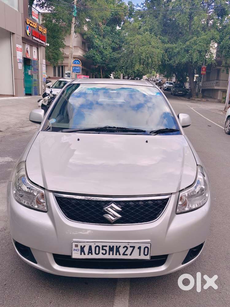 Maruti Suzuki Sx4 Vxi Bsiv, 2011, Petrol