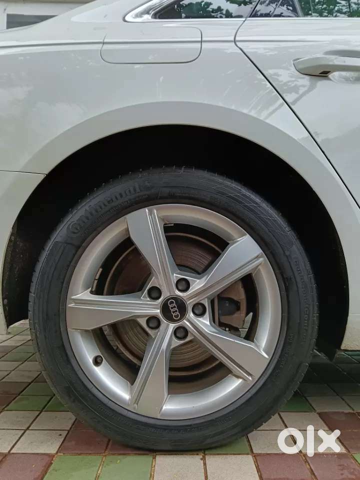 Audi A4 2.0 Premium 40 Tfsi, 2023, Petrol