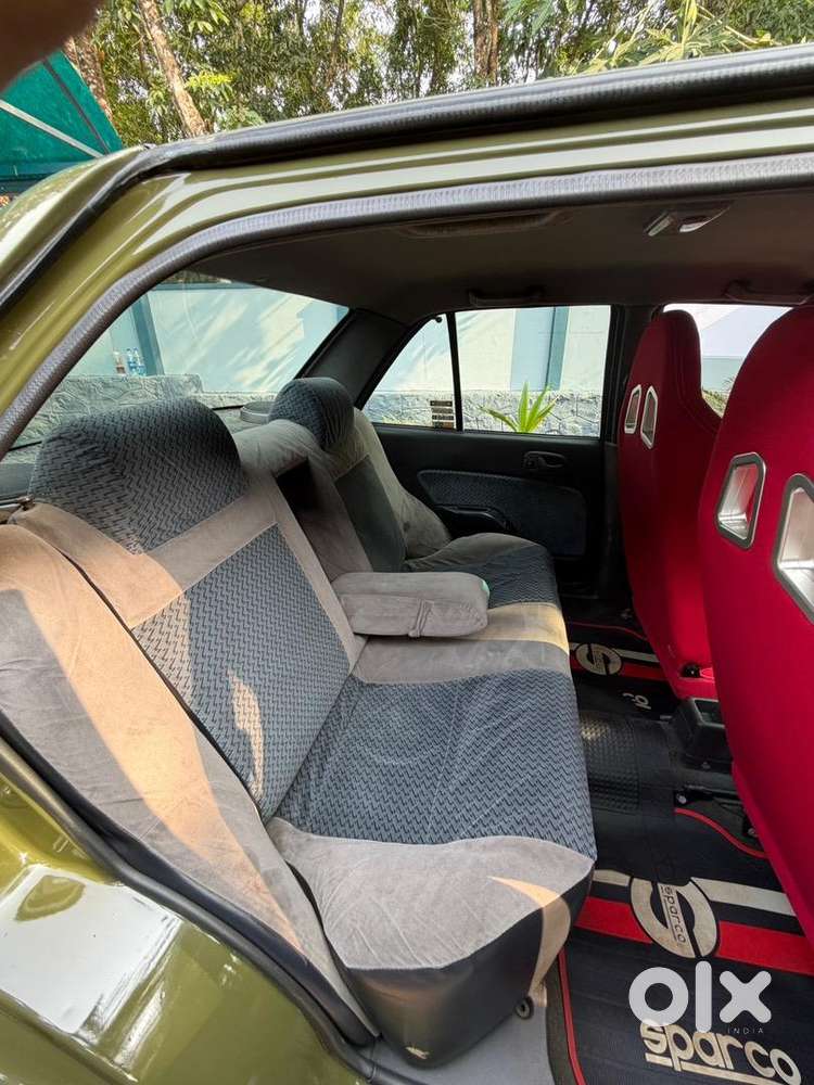 Maruti Suzuki Esteem 2002 Petrol Well Maintained