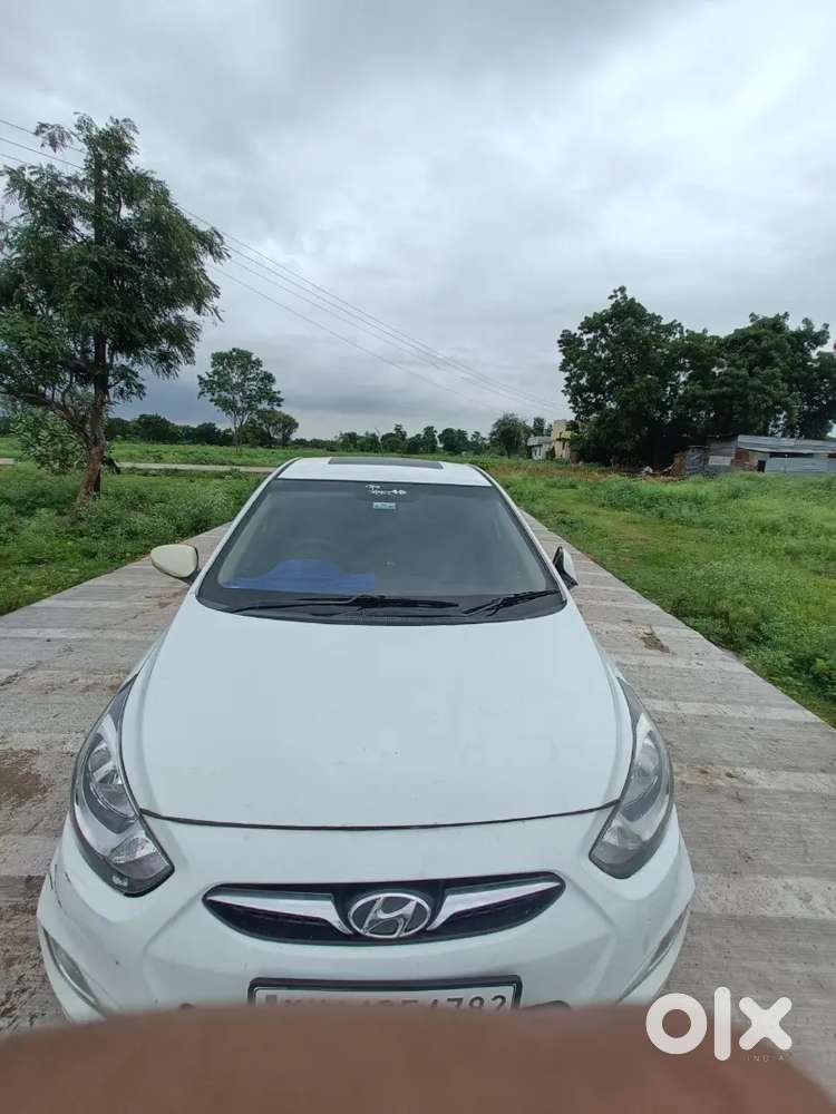 Hyundai Verna 2013