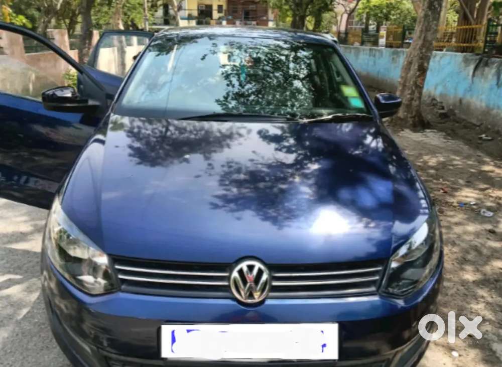 Volkswagen Polo 2013 Car