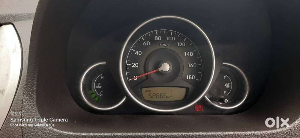 Hyundai Eon Magna +, 2012, Petrol
