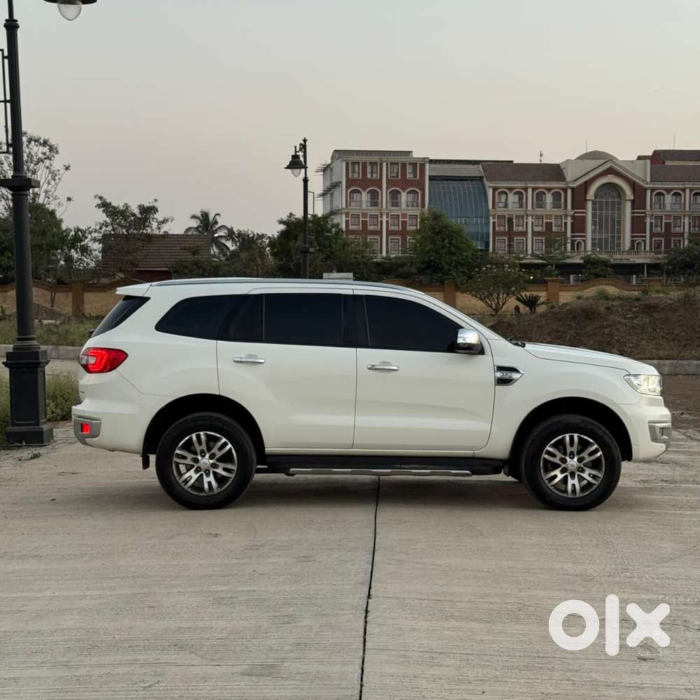 Ford Endeavour 3.2 Titanium At 4x4, 2017