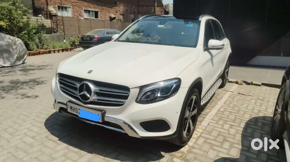 Mercedes-benz Glc 2018 Petrol Well Maintained